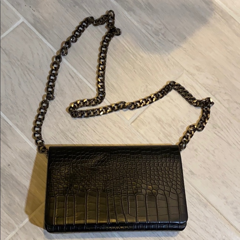 Black chain crossbody/Clutch